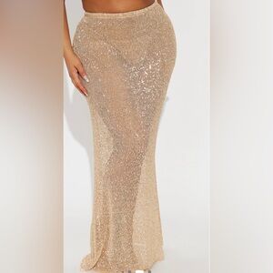 Fashion Nova Glittering Gold Maxi Skirt